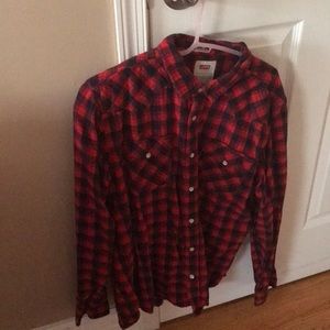 Levi’s Casual Button-Up